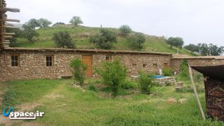 محوطه اقامتگاه بوم گردی وارگه دالاهو - شهرستان دالاهو - روستای سید محمد